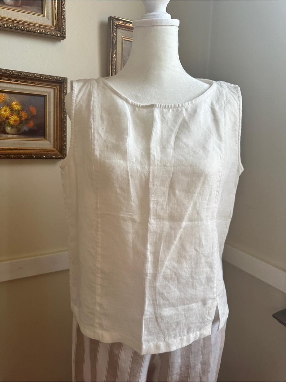 Vivid 100% Linen White Tank Top | Size Small | Minimalist Capsule Wardrobe